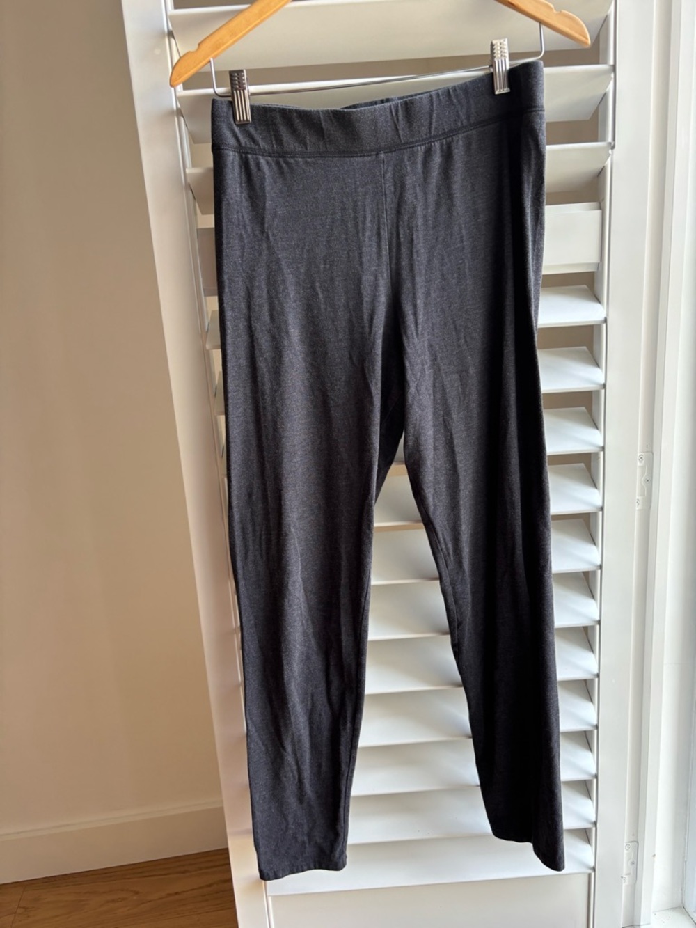 VS Pink Classic Women's Black Knit Pants